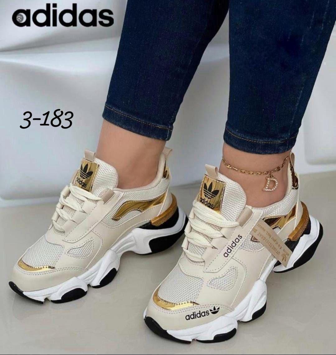 ADIDAS CORAZÓN, DAMA