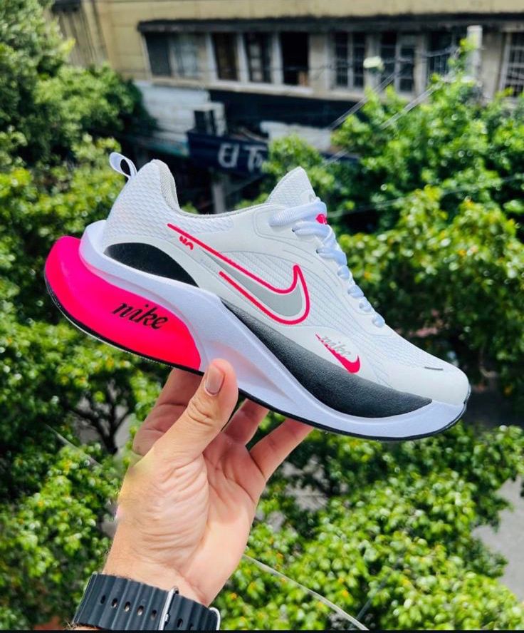 NIKE WIM