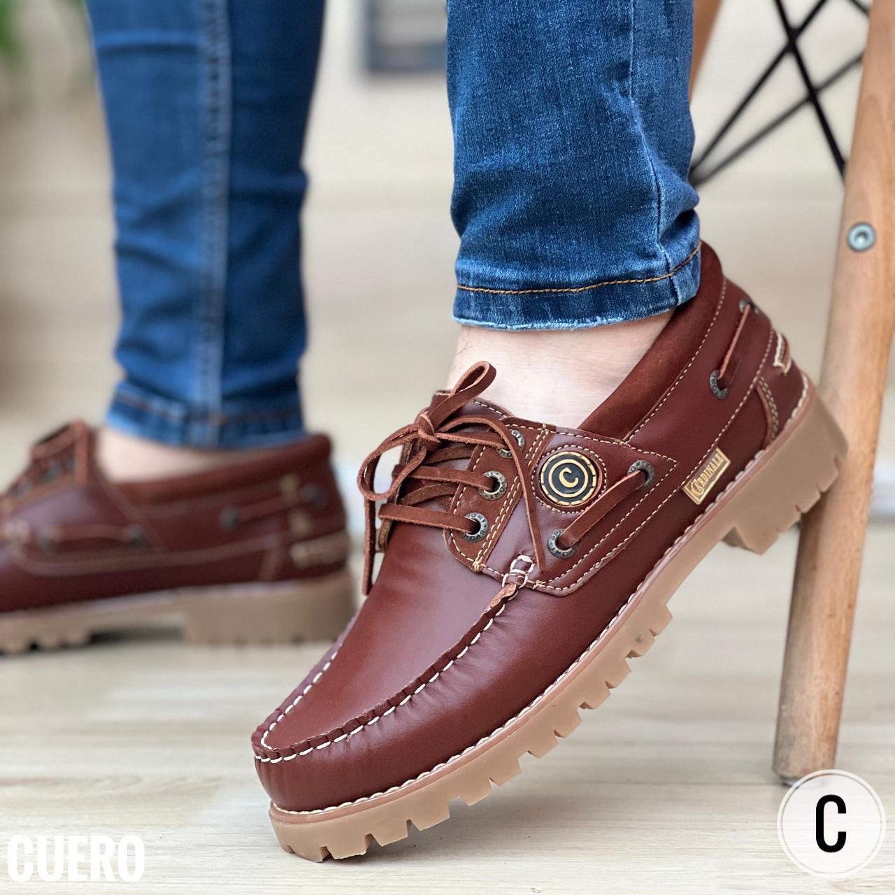 ZAPATO RÚSTICO EN CUERO ENCERADO